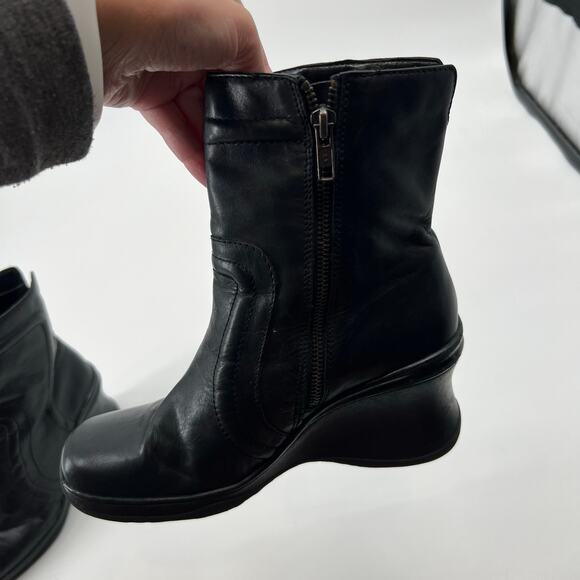 Aldo black ankle wedge boots Bumpah side zip leather basic neutral sz 39 US 8.5 - Picture 4 of 10